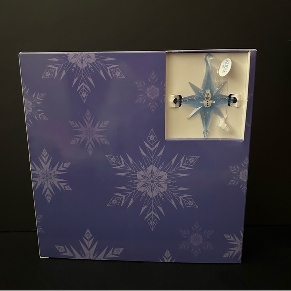 Disney Olaf’s FROZEN ADVENTURE (book & ornament) - Picture 4 of 7